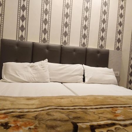 Hotel Gateway Kailash Βαρανάσι Εξωτερικό φωτογραφία
