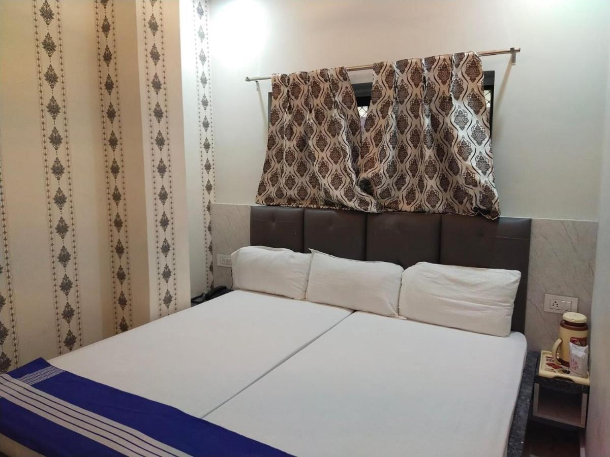 Hotel Gateway Kailash Βαρανάσι Εξωτερικό φωτογραφία