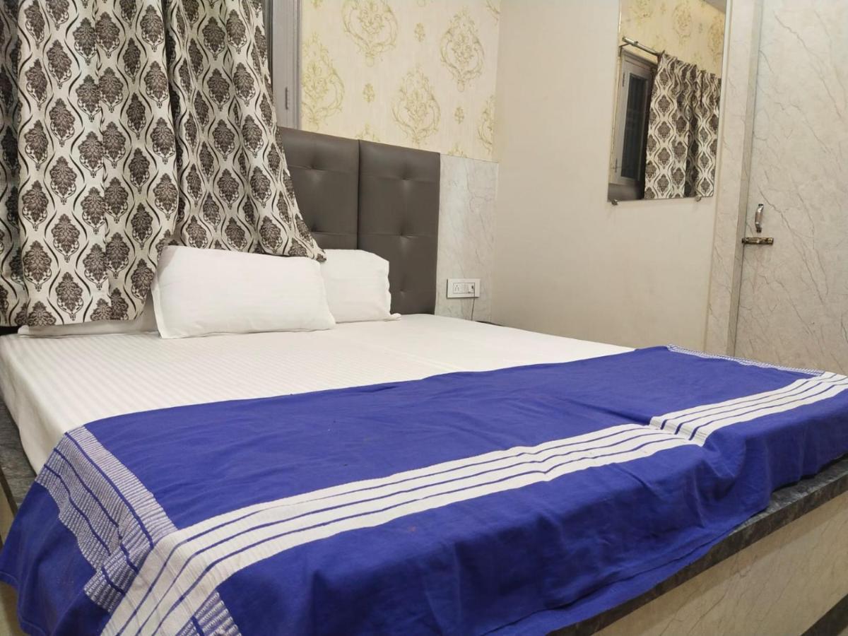 Hotel Gateway Kailash Βαρανάσι Εξωτερικό φωτογραφία