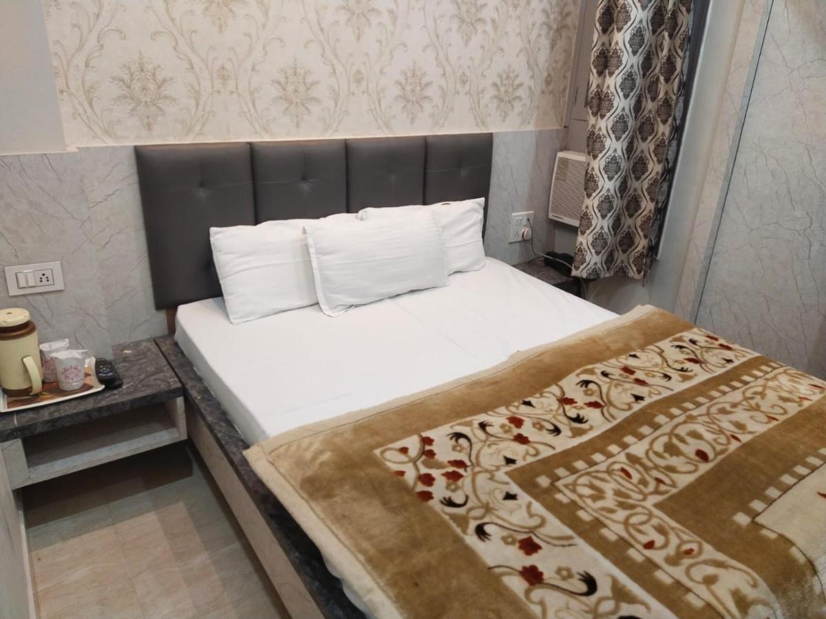 Hotel Gateway Kailash Βαρανάσι Εξωτερικό φωτογραφία