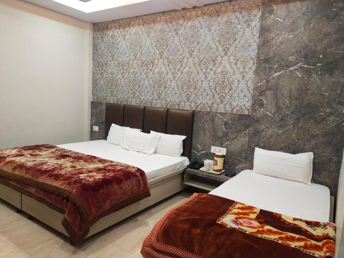 Hotel Gateway Kailash Βαρανάσι Εξωτερικό φωτογραφία