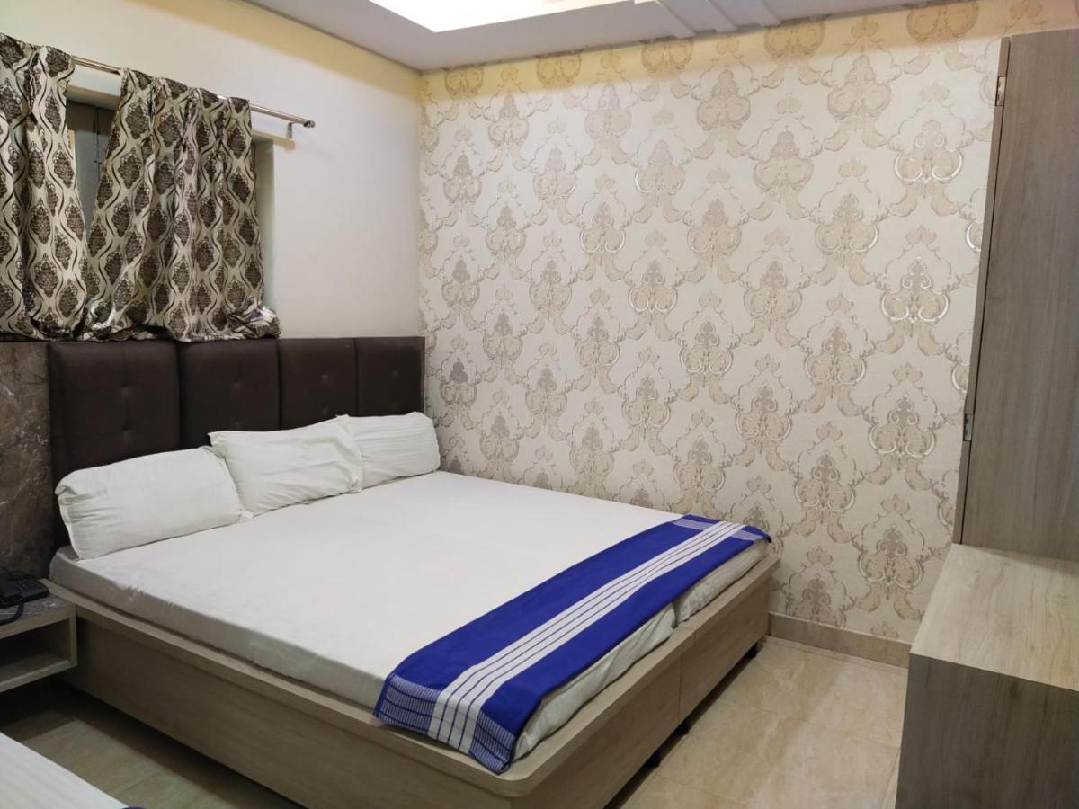 Hotel Gateway Kailash Βαρανάσι Εξωτερικό φωτογραφία
