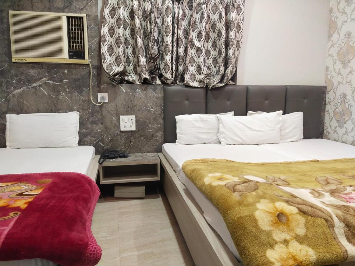 Hotel Gateway Kailash Βαρανάσι Εξωτερικό φωτογραφία