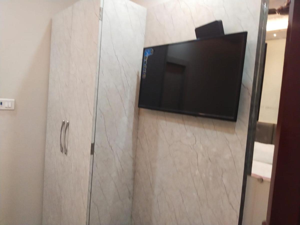 Hotel Gateway Kailash Βαρανάσι Εξωτερικό φωτογραφία